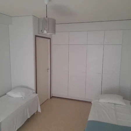 Libo-partment, Hiirih 1